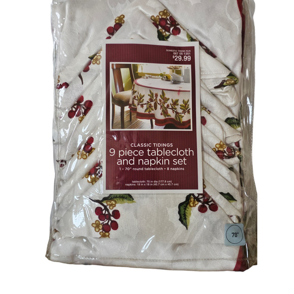 Classic Tidings 9 Piece Tablecloth and Napkins Set Berry Design 70" Round - Picture 2 of 7
